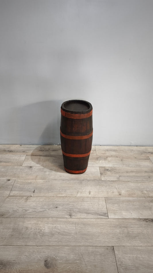 87542-3 Botte in legno con cerchi in ferro
