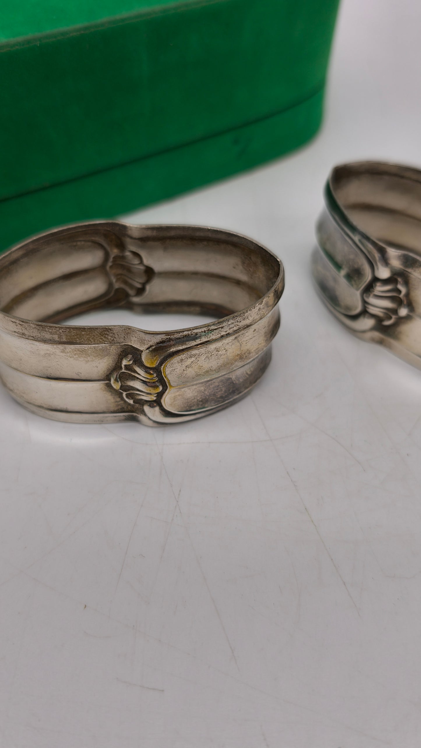 87664 Set n 2 porta tovaglioli in metallo con scatola