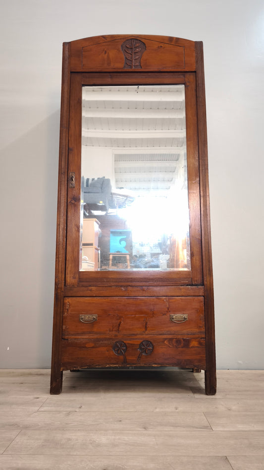 87850 Armadio ad un anta in stile liberty