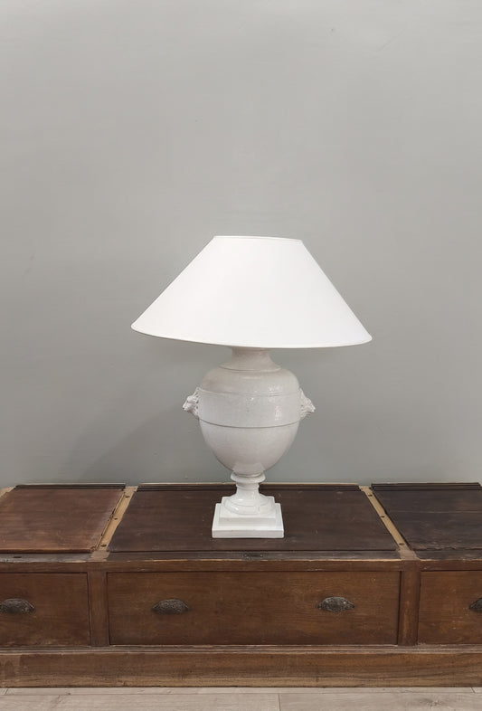 87920 Grande lampada da tavolo in ceramica bianca