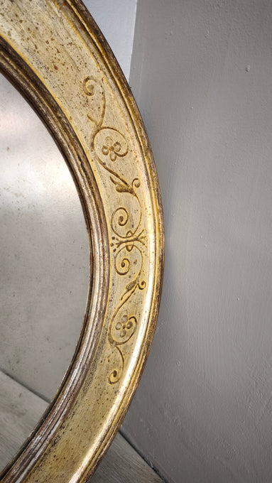 87918 Specchio ovale con cornice decorata