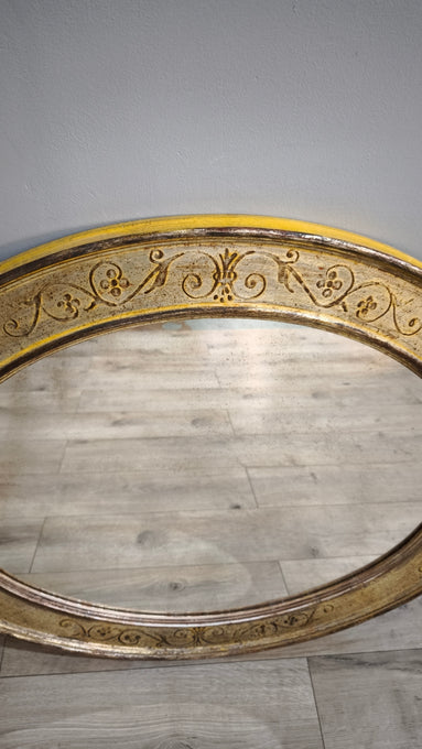 87918 Specchio ovale con cornice decorata