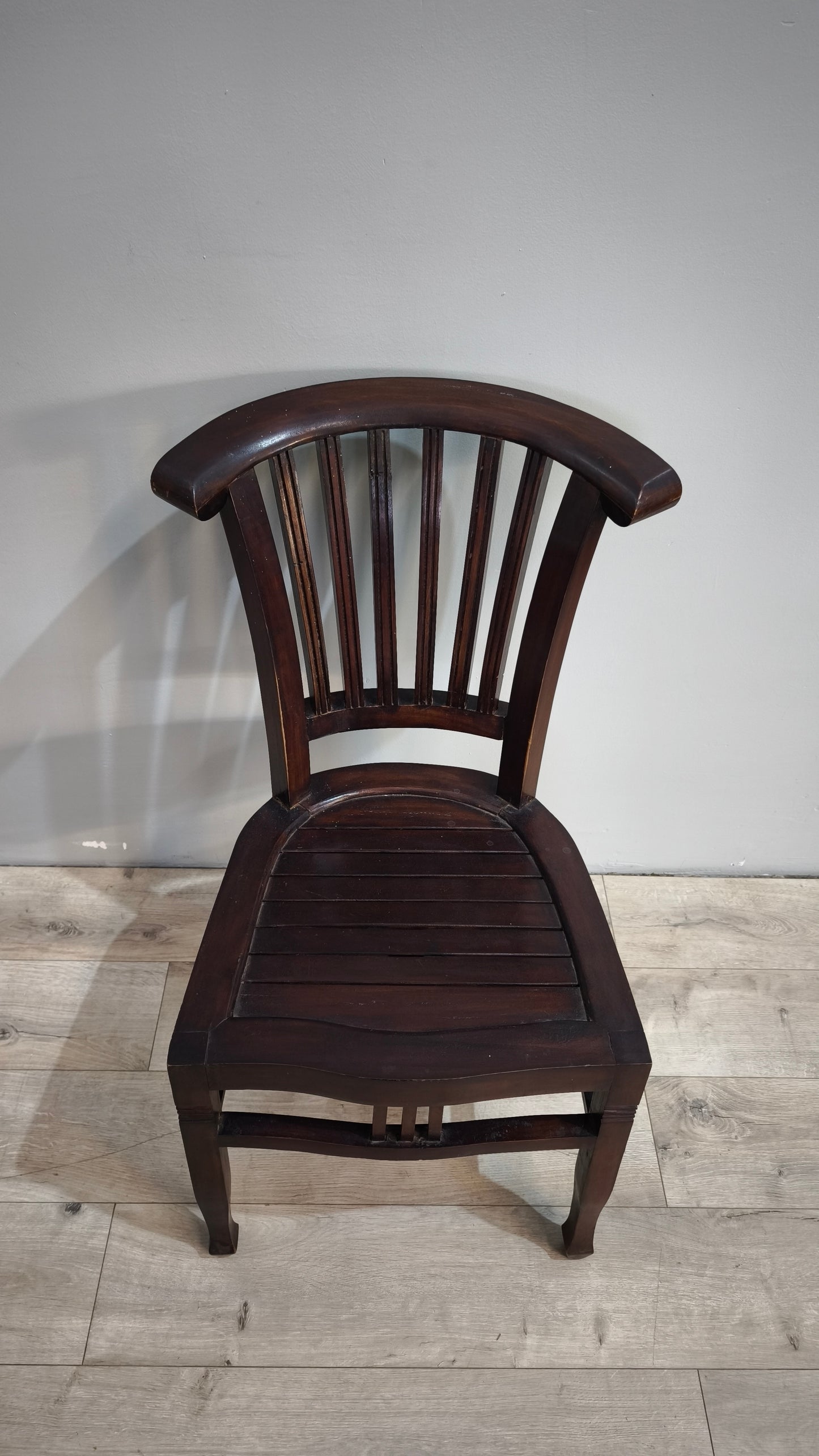 88062 Sedia etnica in legno