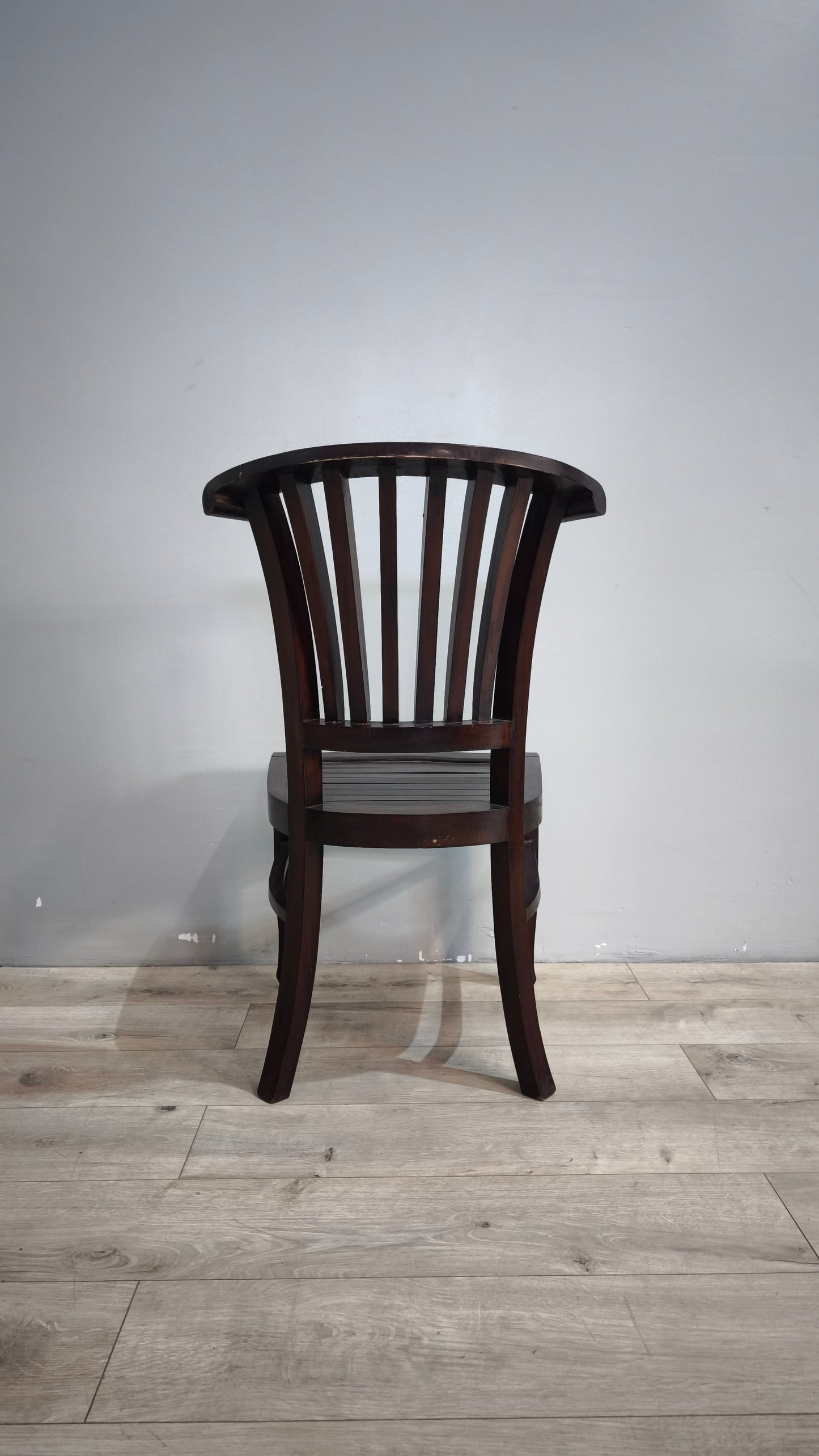 88062 Sedia etnica in legno