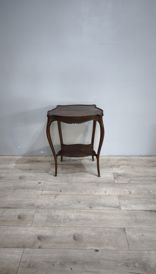 88124 Tavolino da salotto in legno scuro con due ripiani