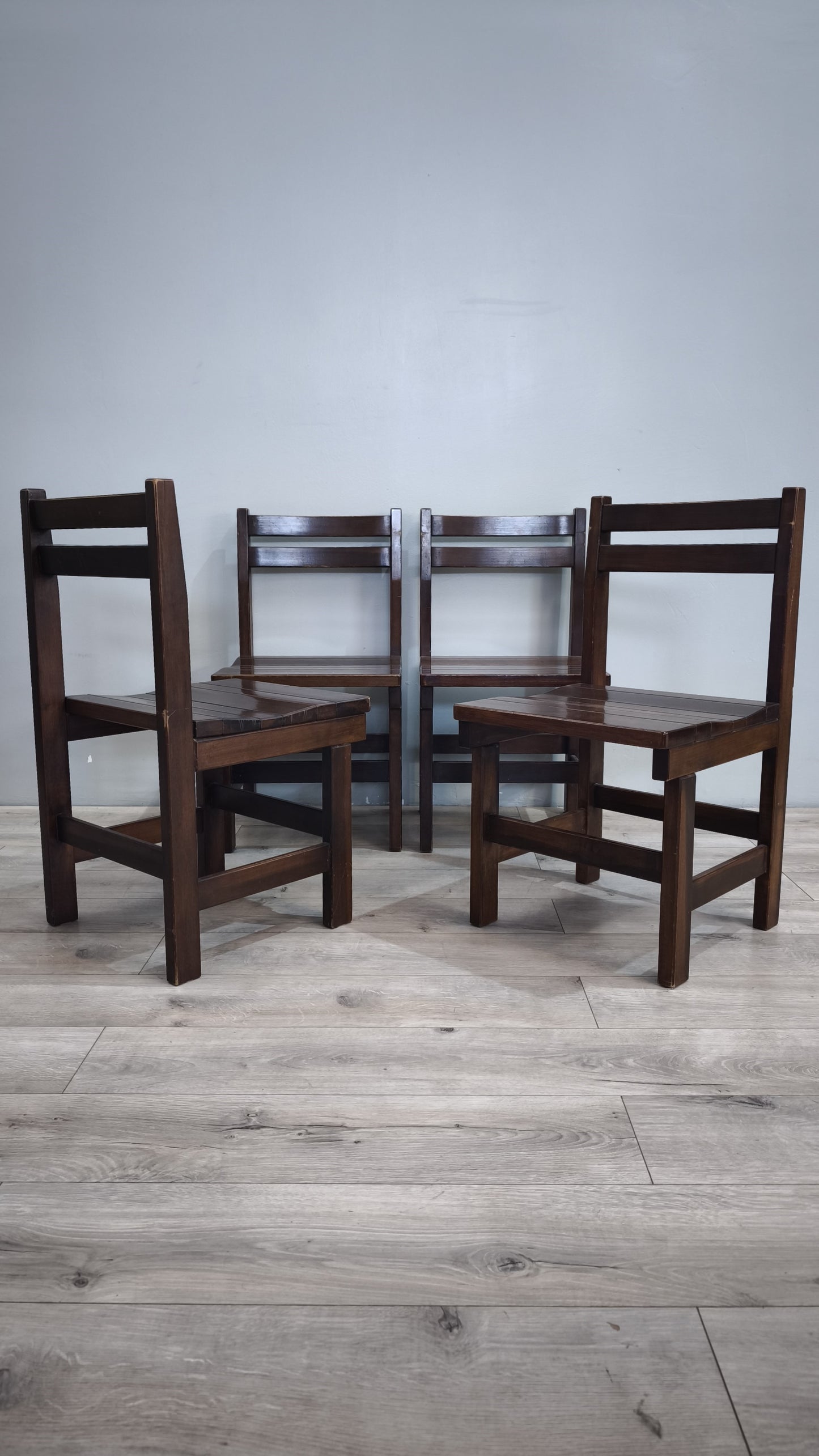 88220 Set n 4 sedie in legno
