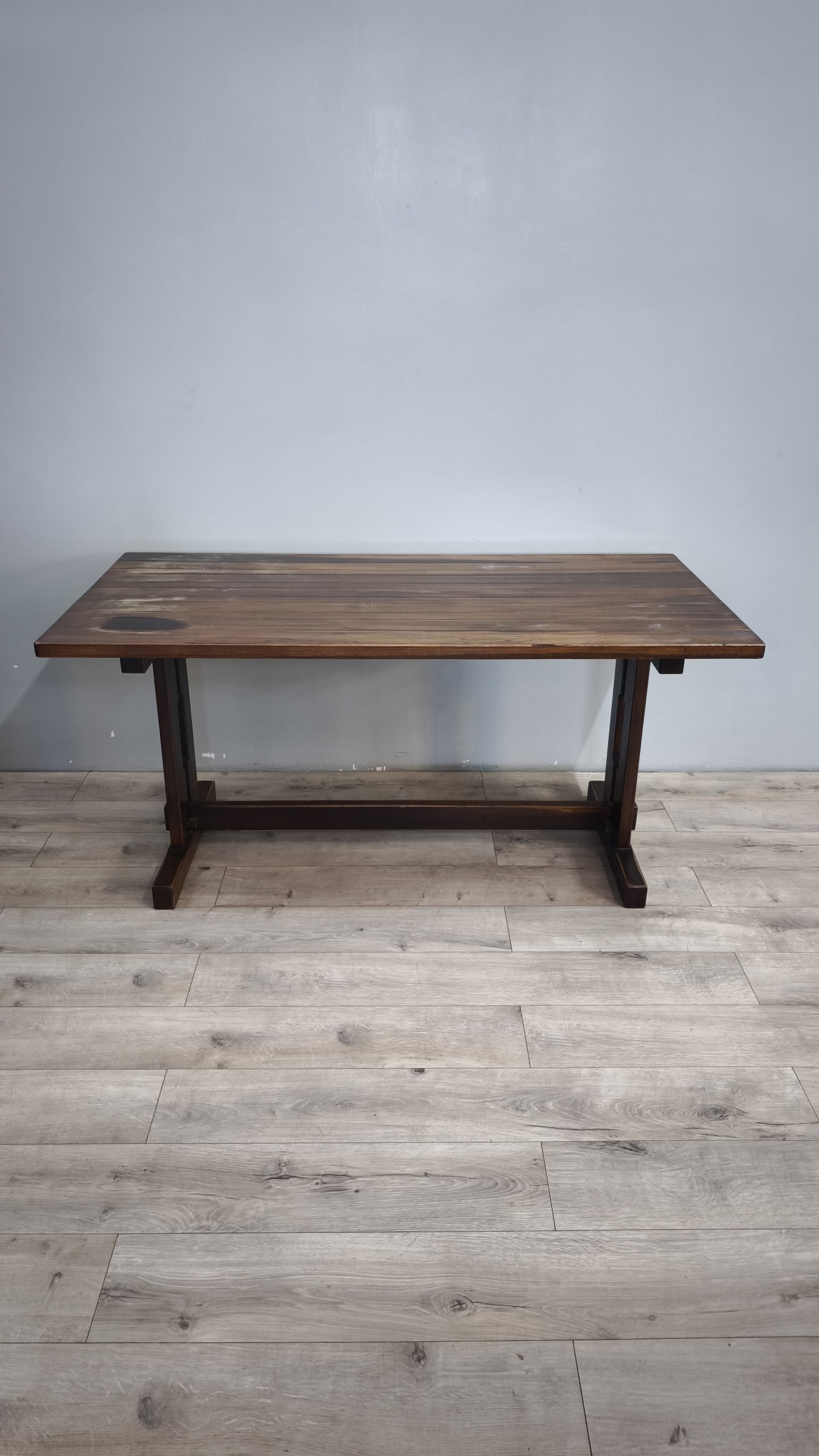88218 Tavolo in legno massello