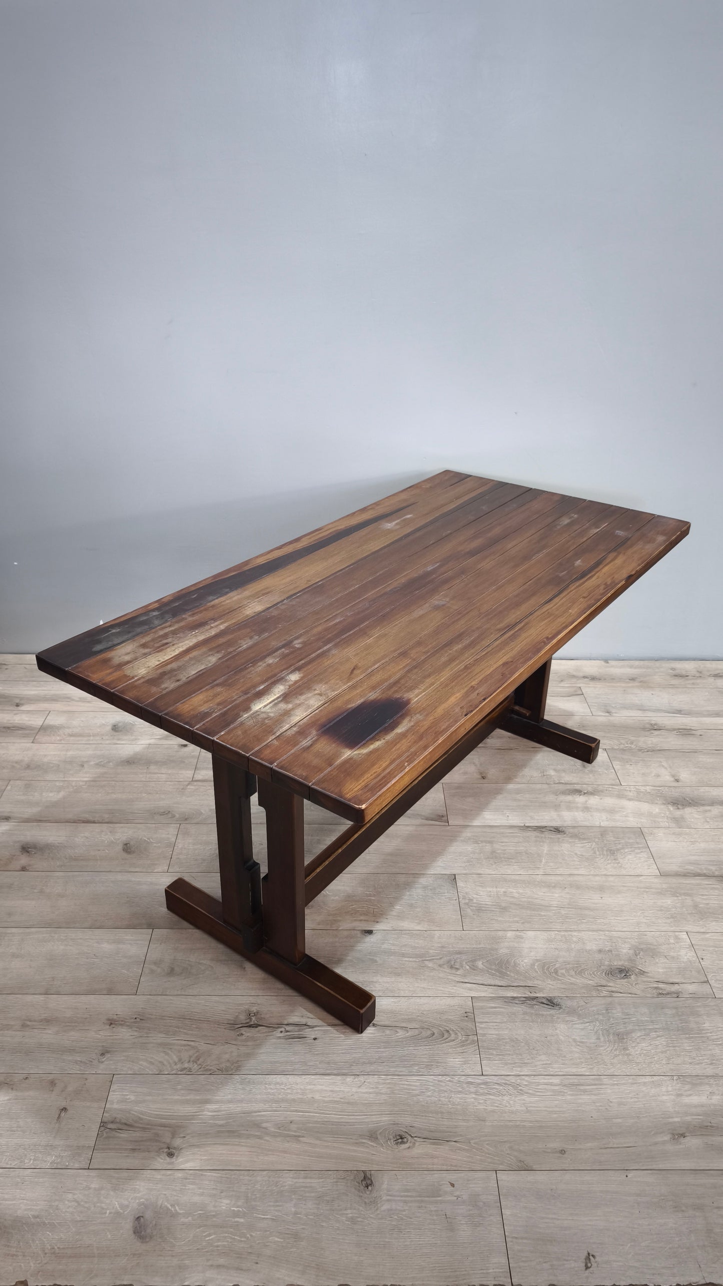 88218 Tavolo in legno massello