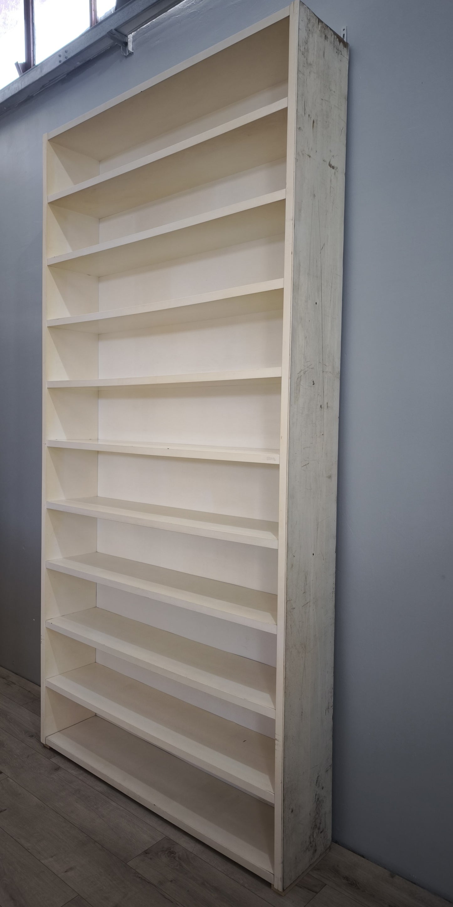 88209 Libreria grande bianca