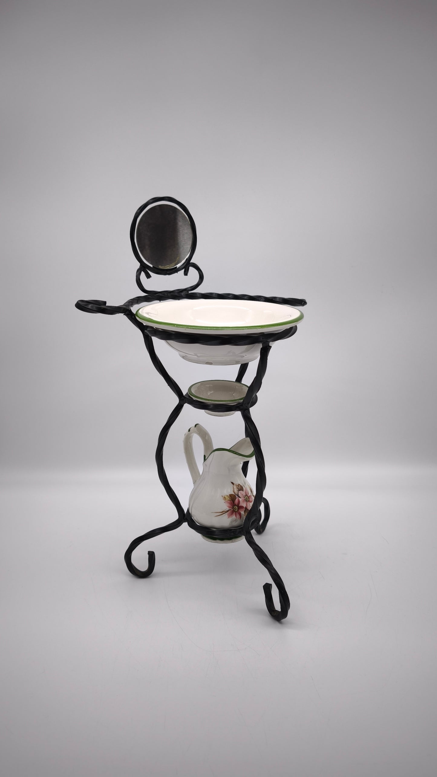 87842 Piccolo porta catino in ferro