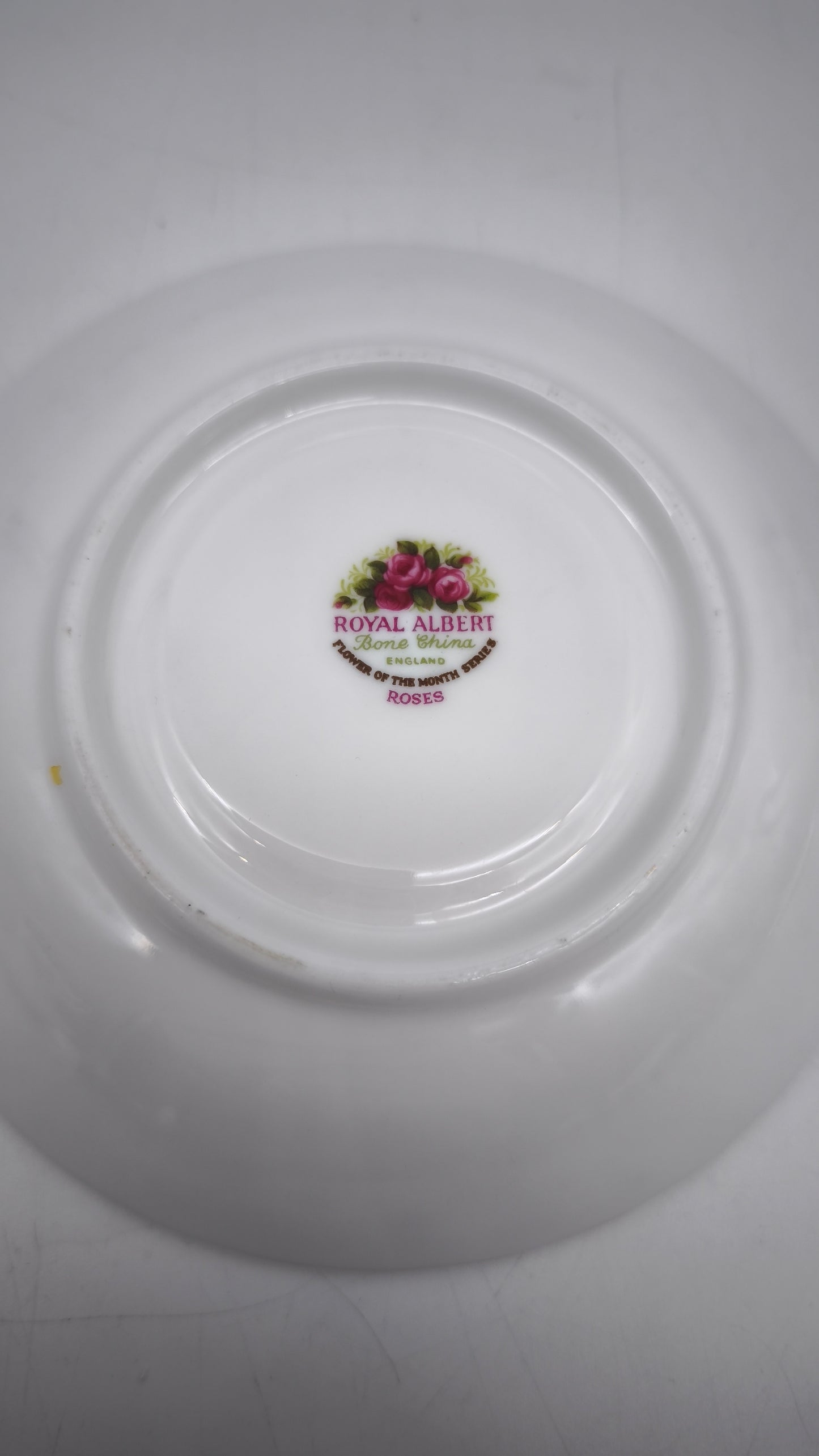 88280 Tazza da tè in ceramica Royal Albert, Flower of the month series, Roses, June