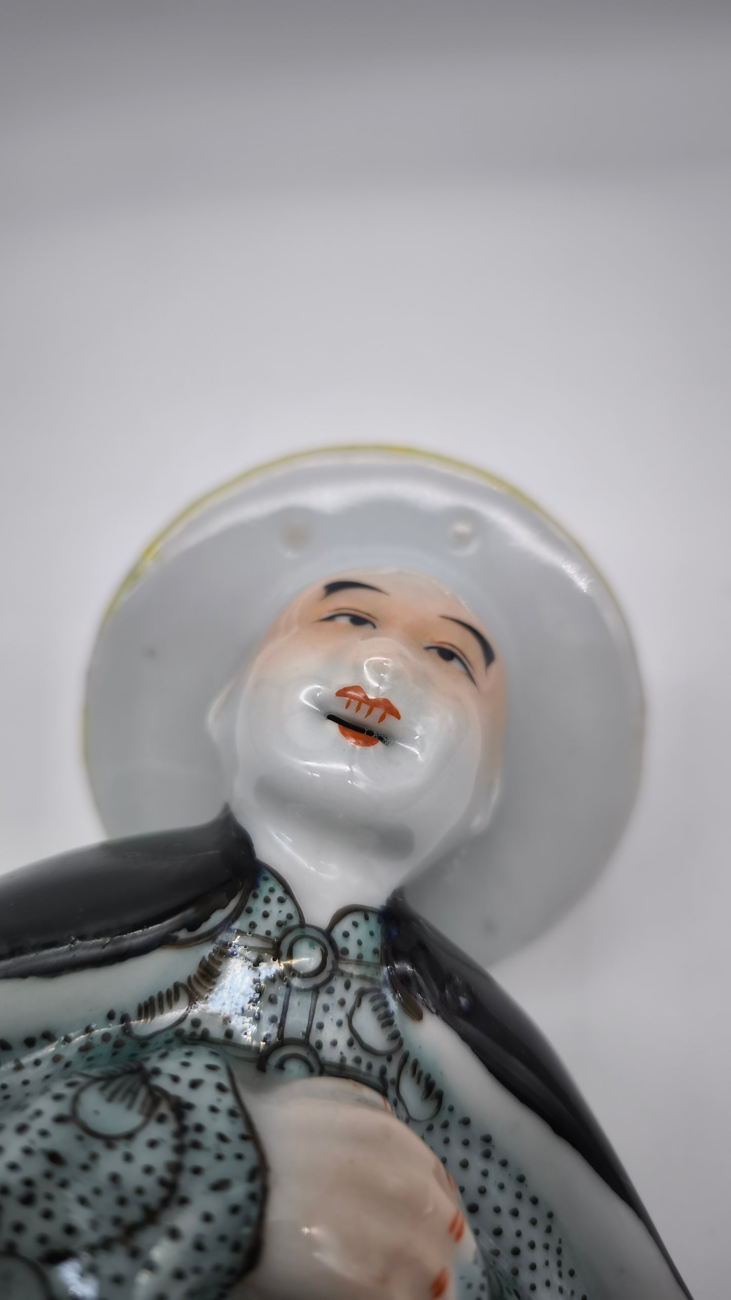 88099 Statuina viandante cinese in ceramica