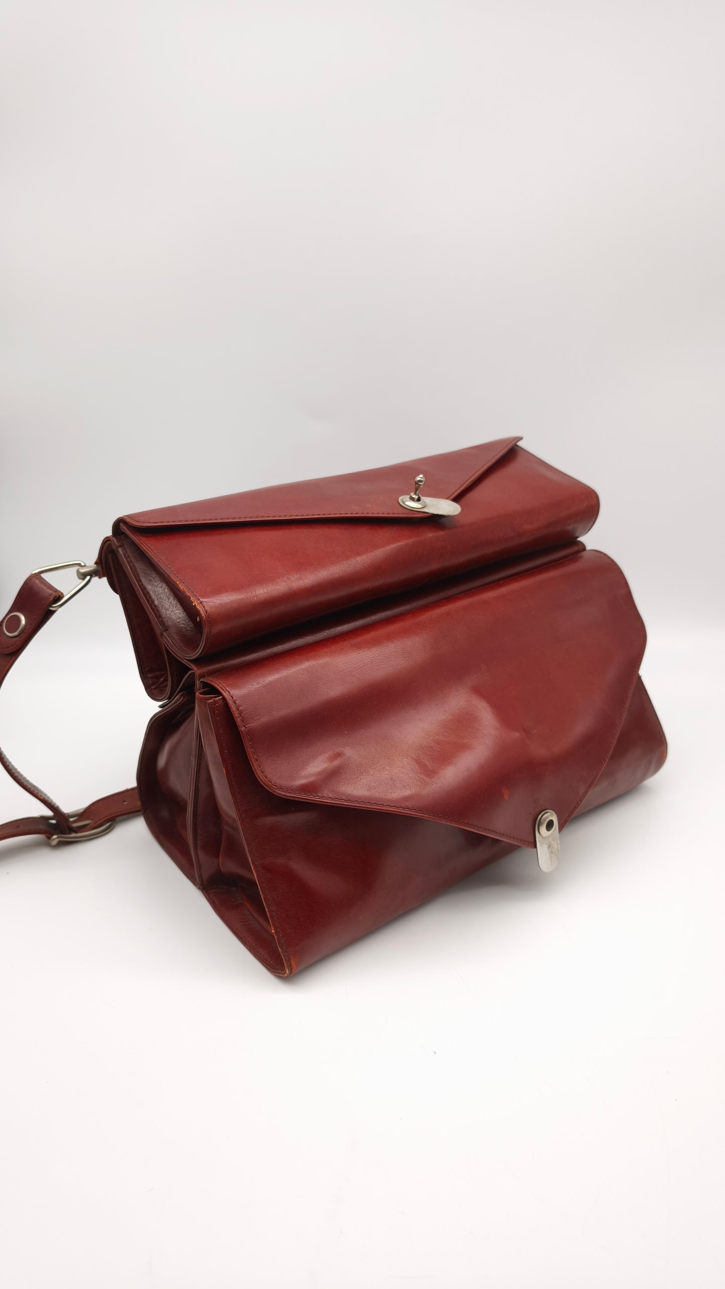 87677 Borsa in pelle bordeaux Nazareno Gabrielli