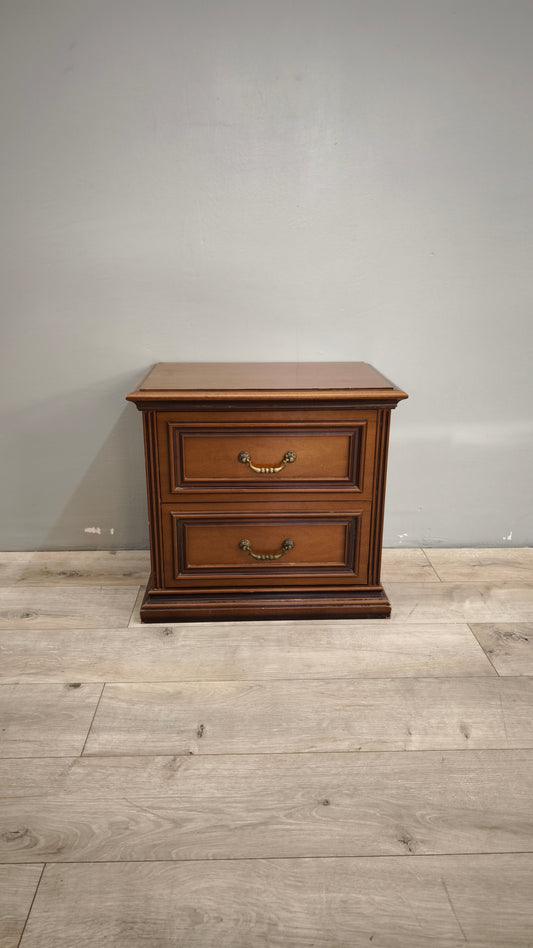 88256 Comodino in stile classico a 2 cassetti