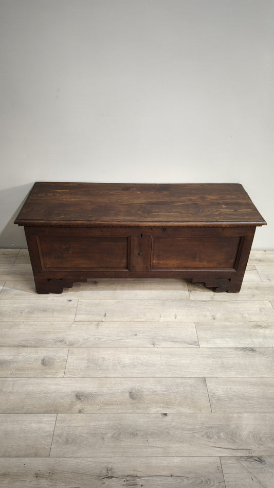 88399 Cassapanca in legno massello di olmo