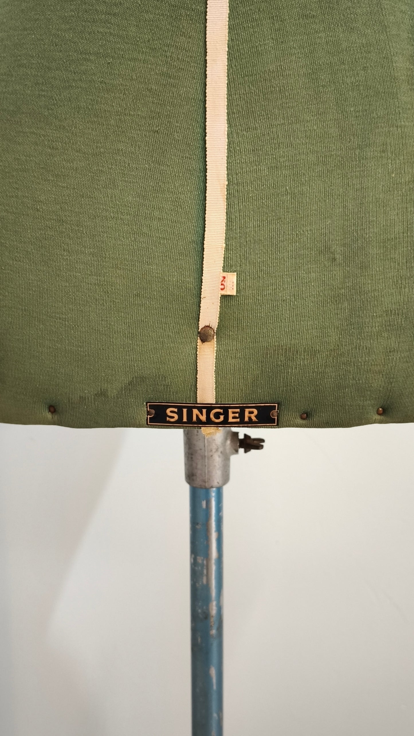 88422 Manichino Singer vintage TG 44