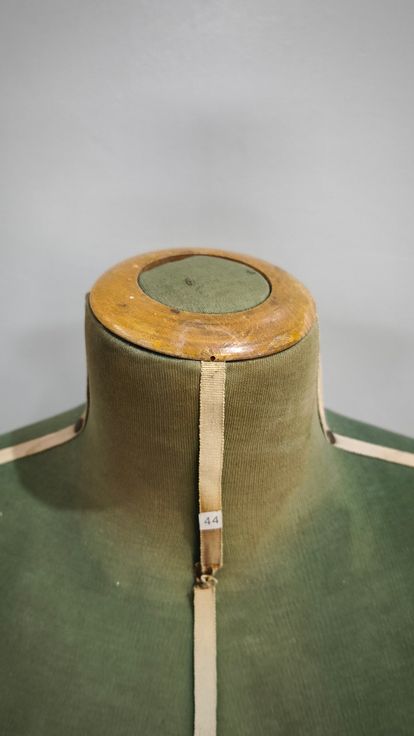 88422 Manichino Singer vintage TG 44