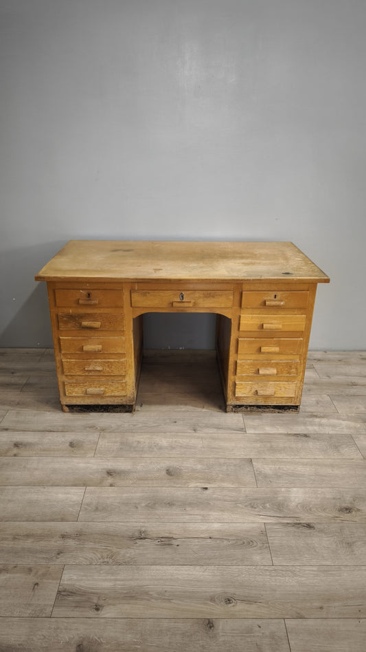 88401 Scrivania vintage in legno di faggio