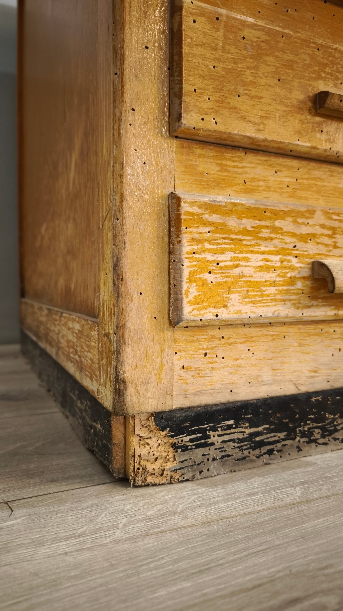 88401 Scrivania vintage in legno di faggio