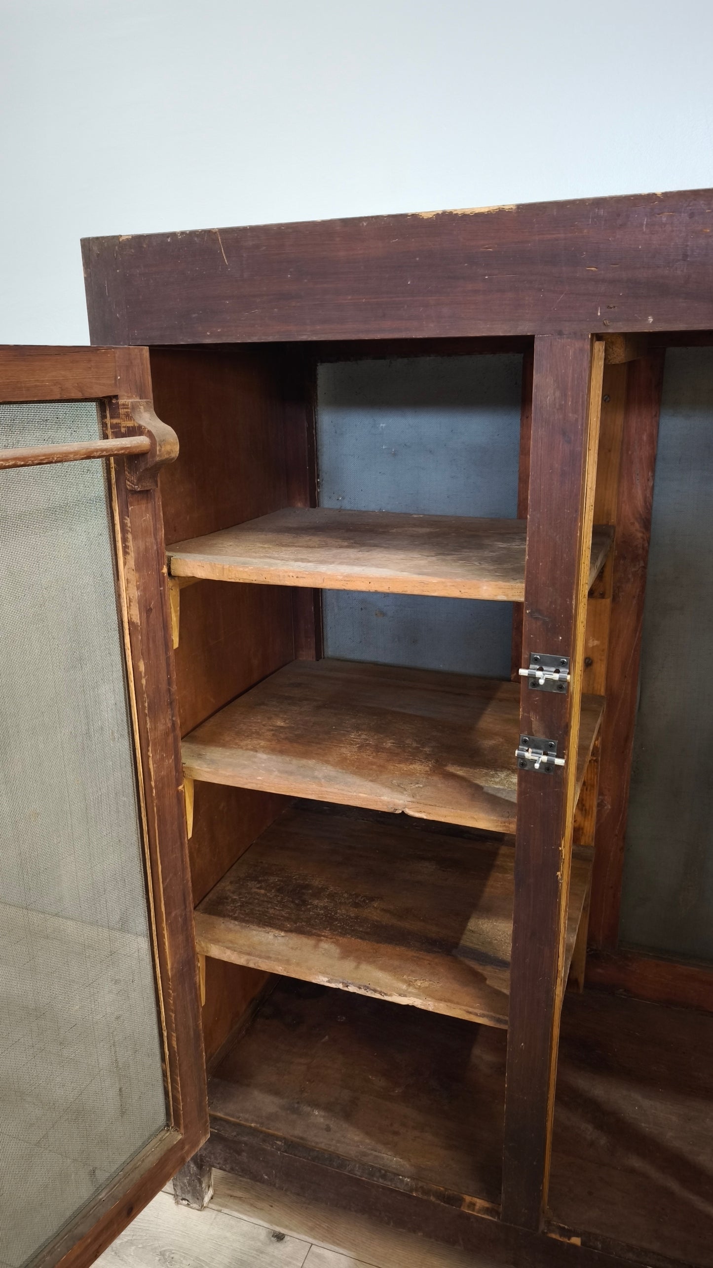 88413 Antica formaggera in legno di olmo