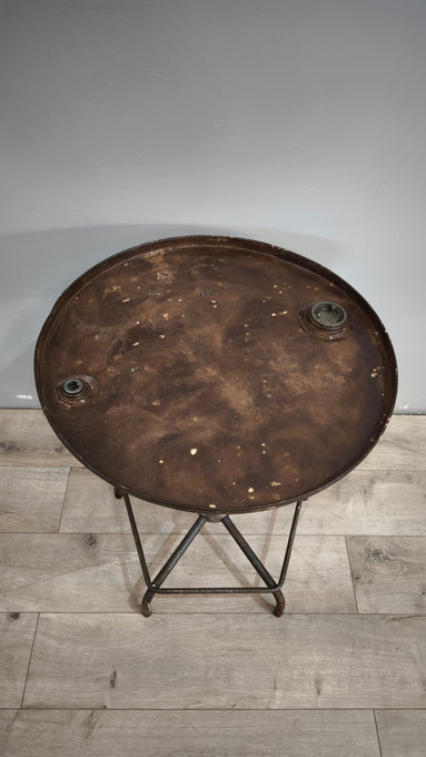 88414 Tavolino artigianale in ferro con piano rotondo