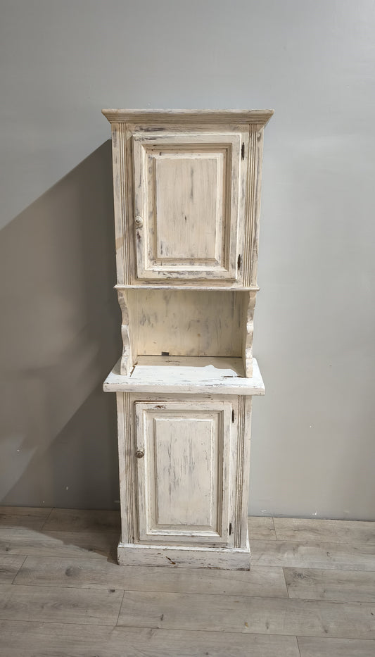 88482 Credenza uno sportello in legno dipinta bianca