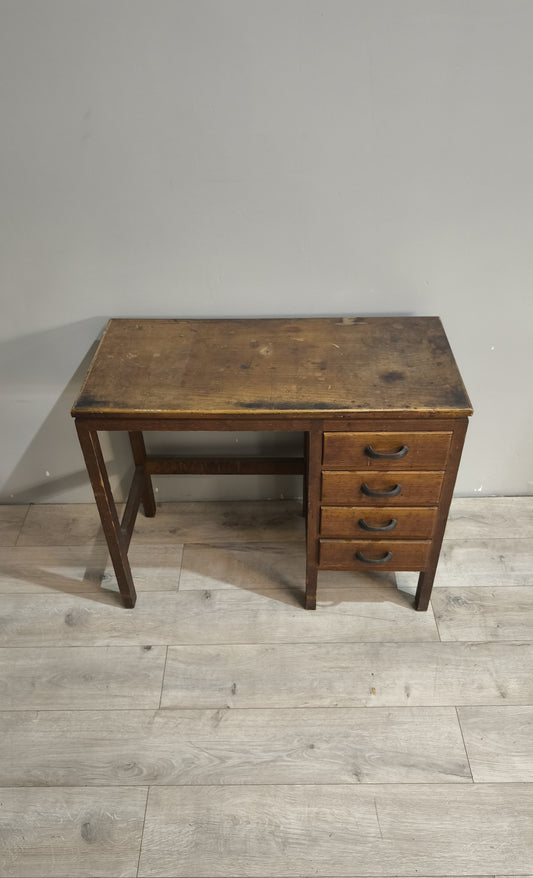 88484 Scrivania in legno con cassetti laterali