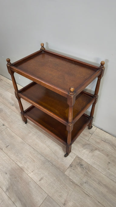 88495 Carrello in legno tre ripiani