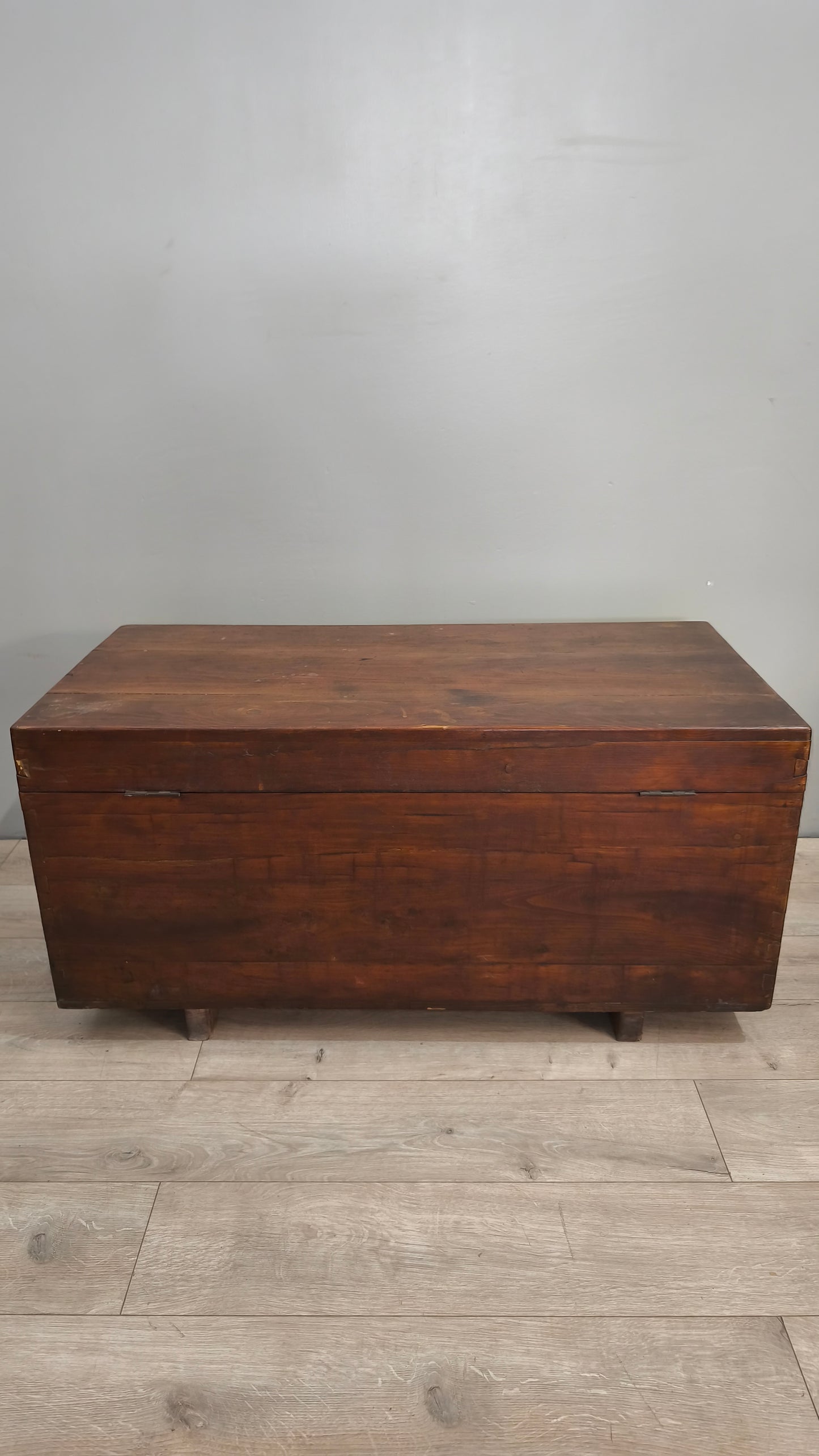 88478 Baule in legno con maniglie laterali