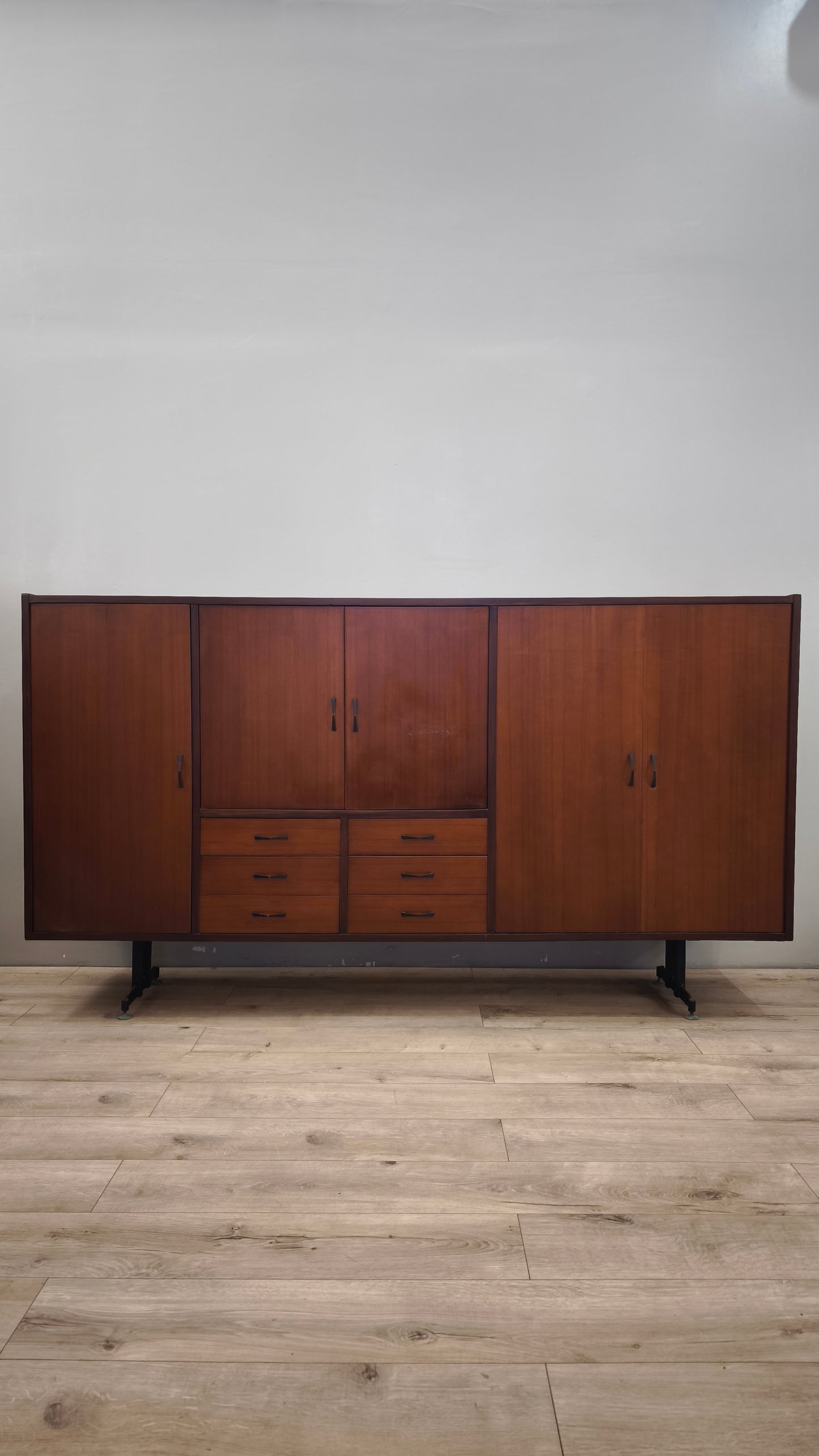 88542 Credenza highboard originale degli anni Sessanta