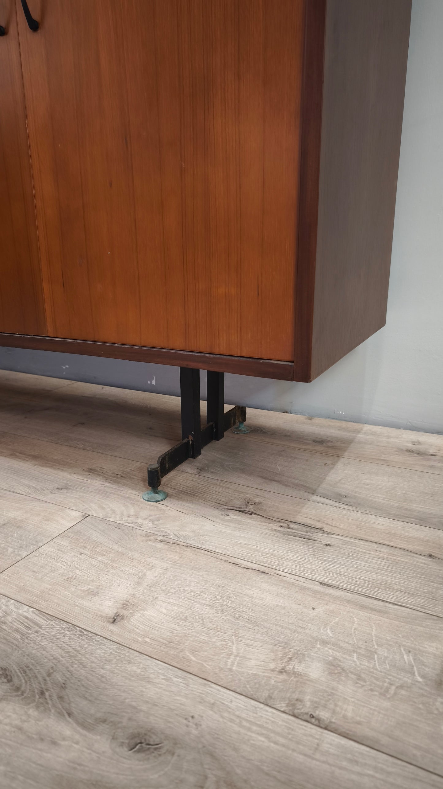 88542 Credenza highboard originale degli anni Sessanta