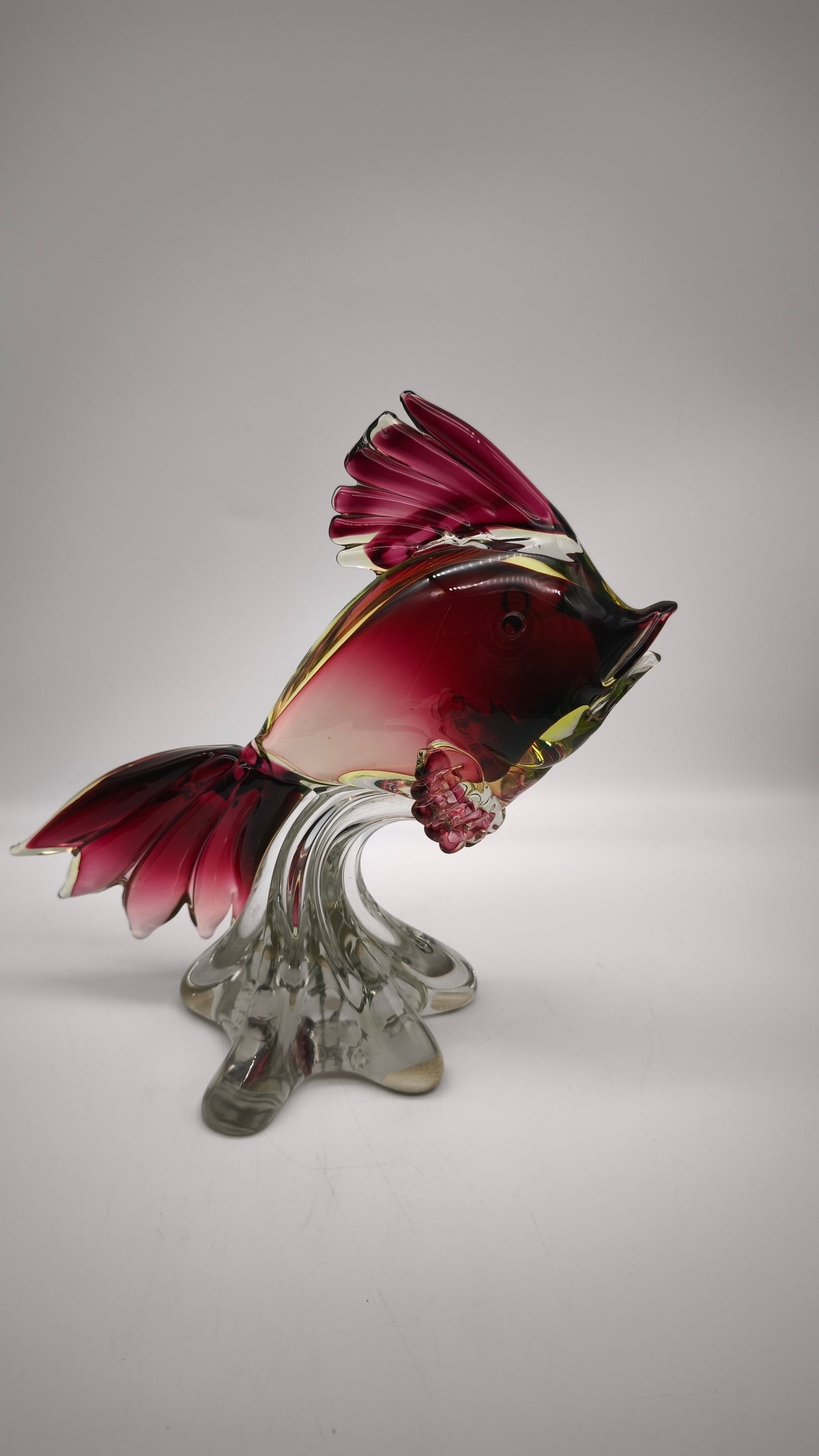 88552 Pesce in vetro rosso e verde