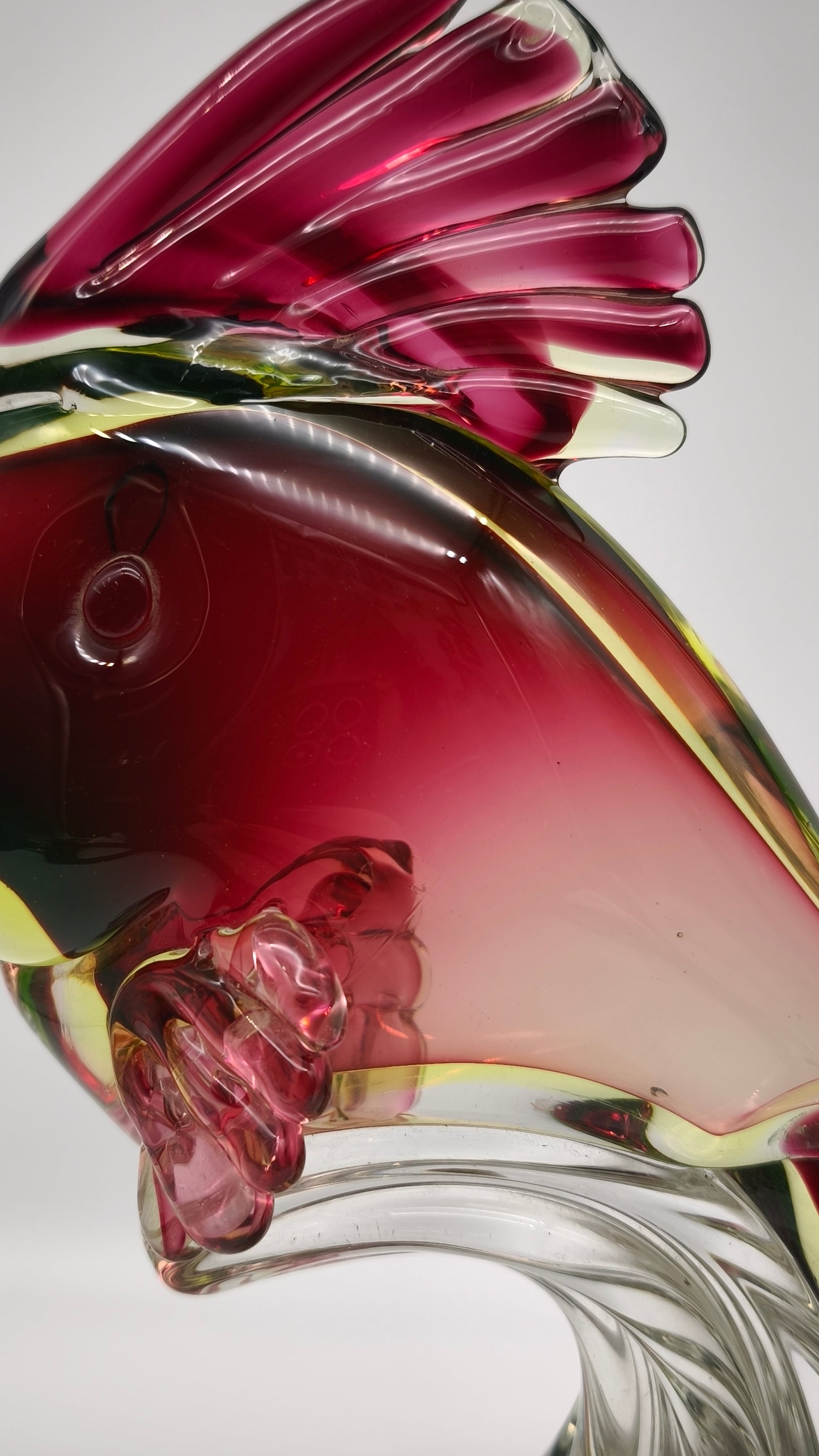 88552 Pesce in vetro rosso e verde