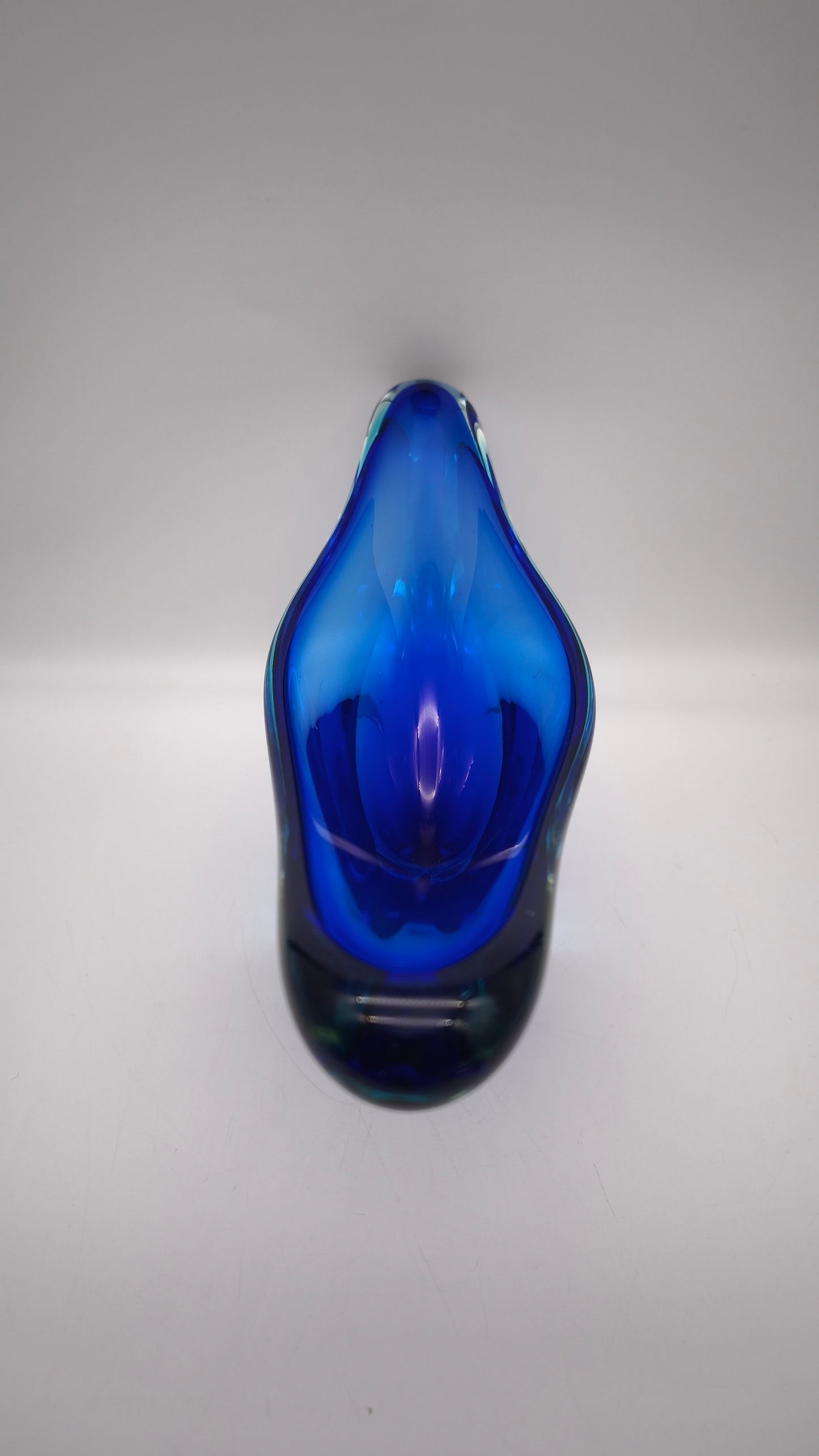 88550 Centrotavola in vetro blu