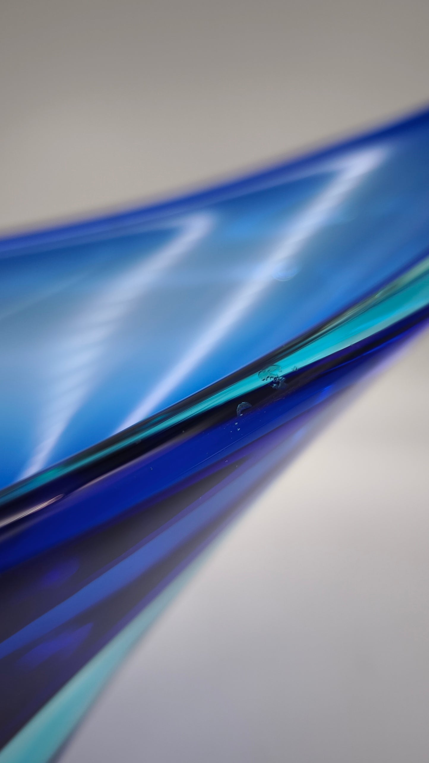 88550 Centrotavola in vetro blu