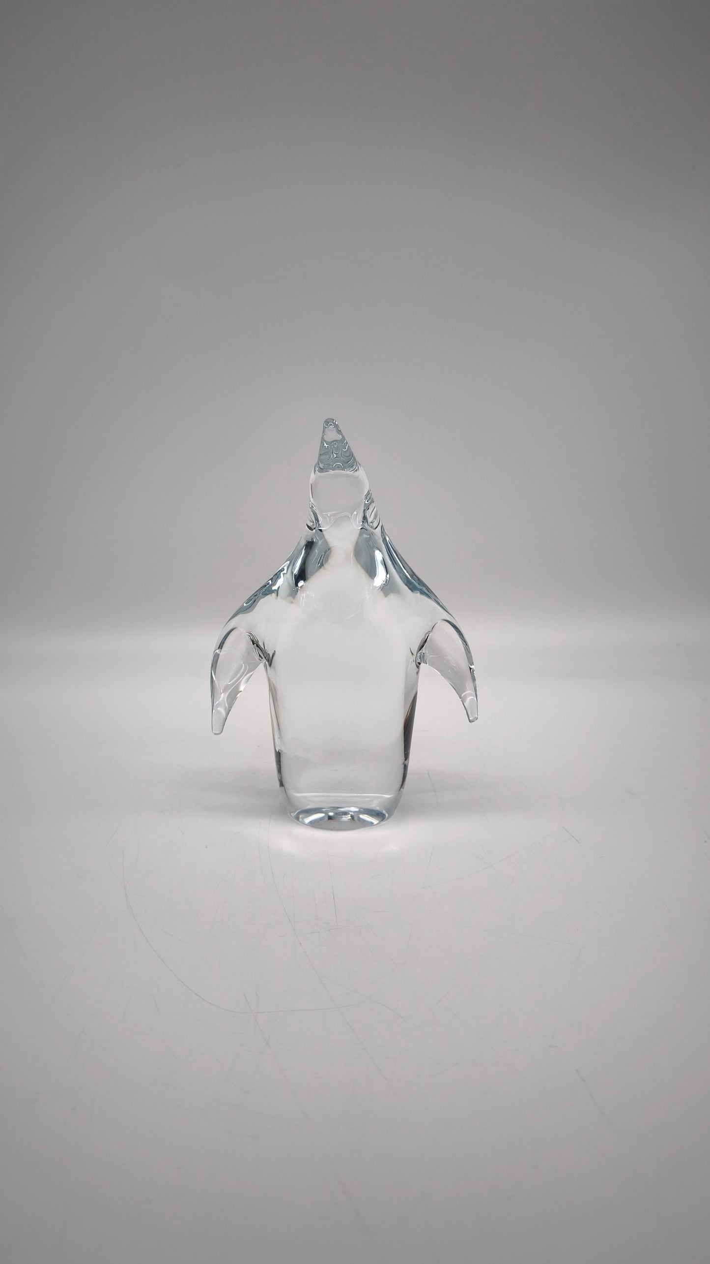 88553 Pinguino fermacarte in vetro