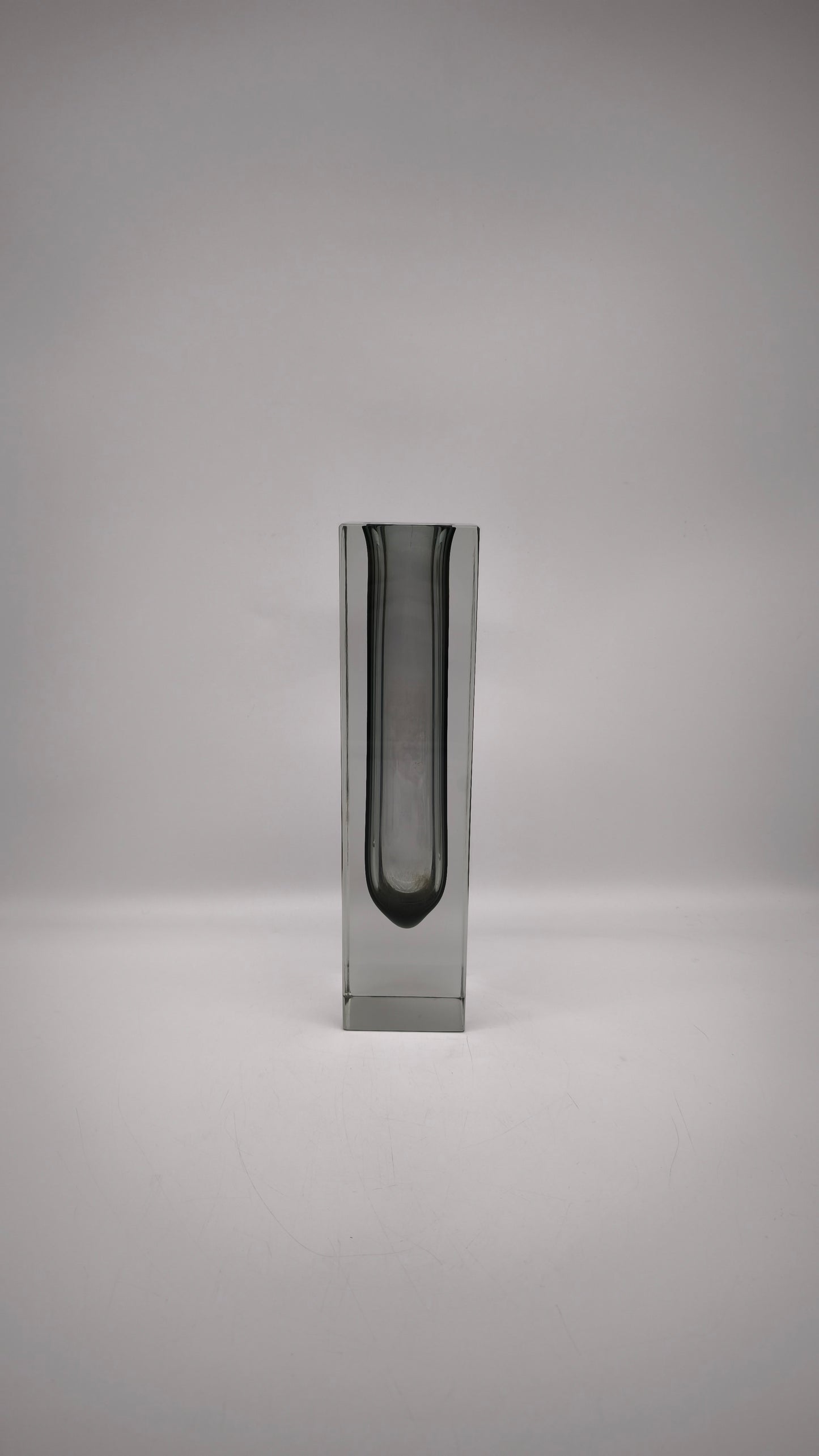 88395 Vaso in vetro sommerso