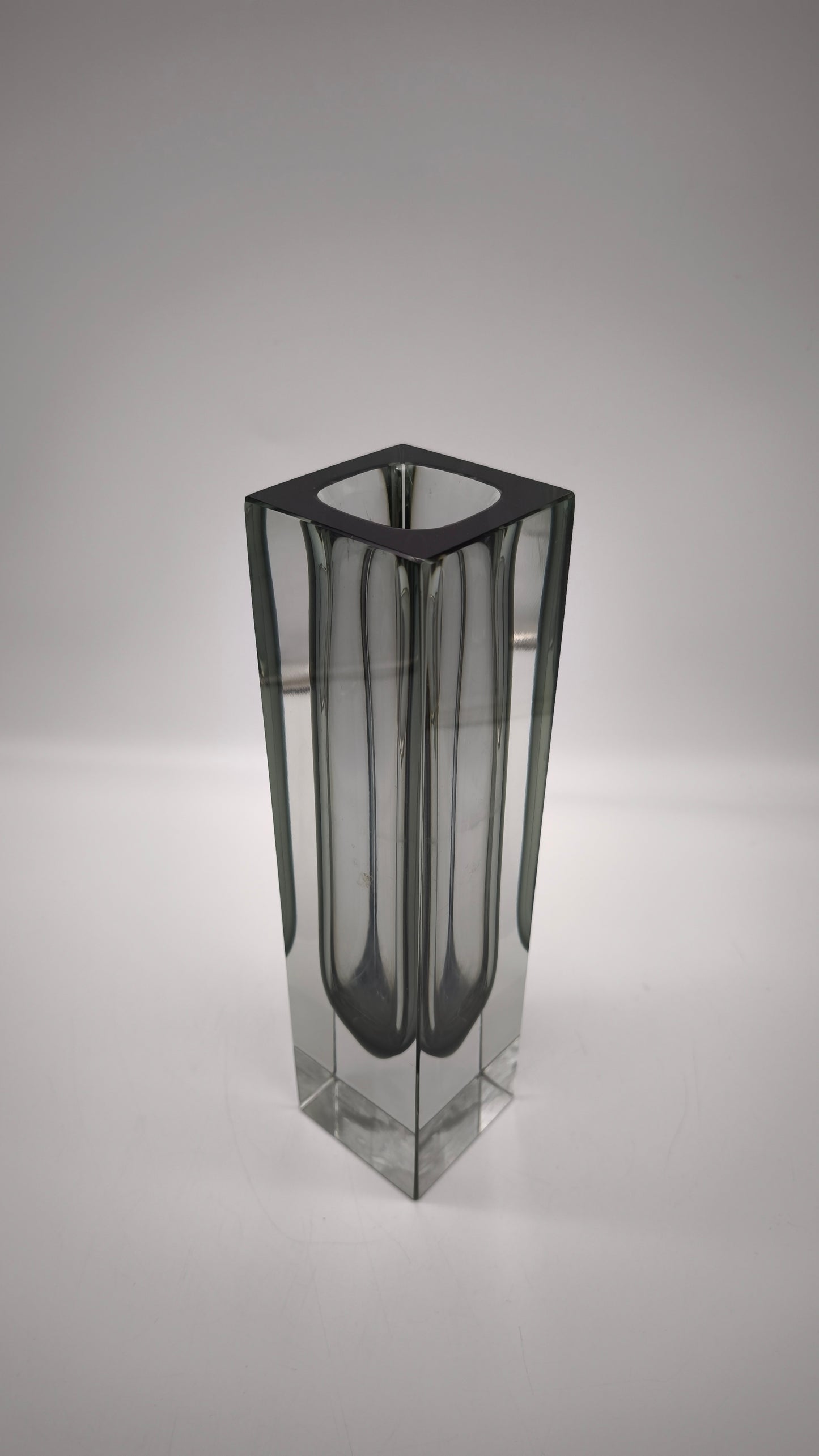 88395 Vaso in vetro sommerso