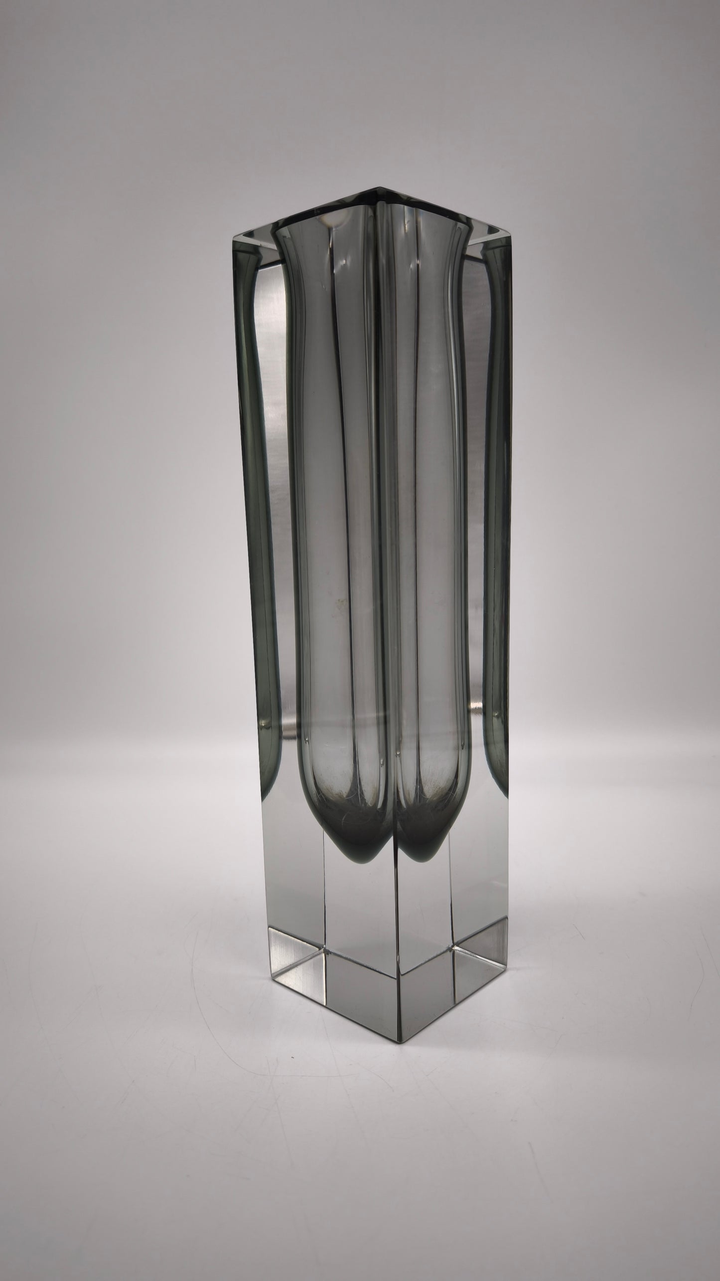 88395 Vaso in vetro sommerso