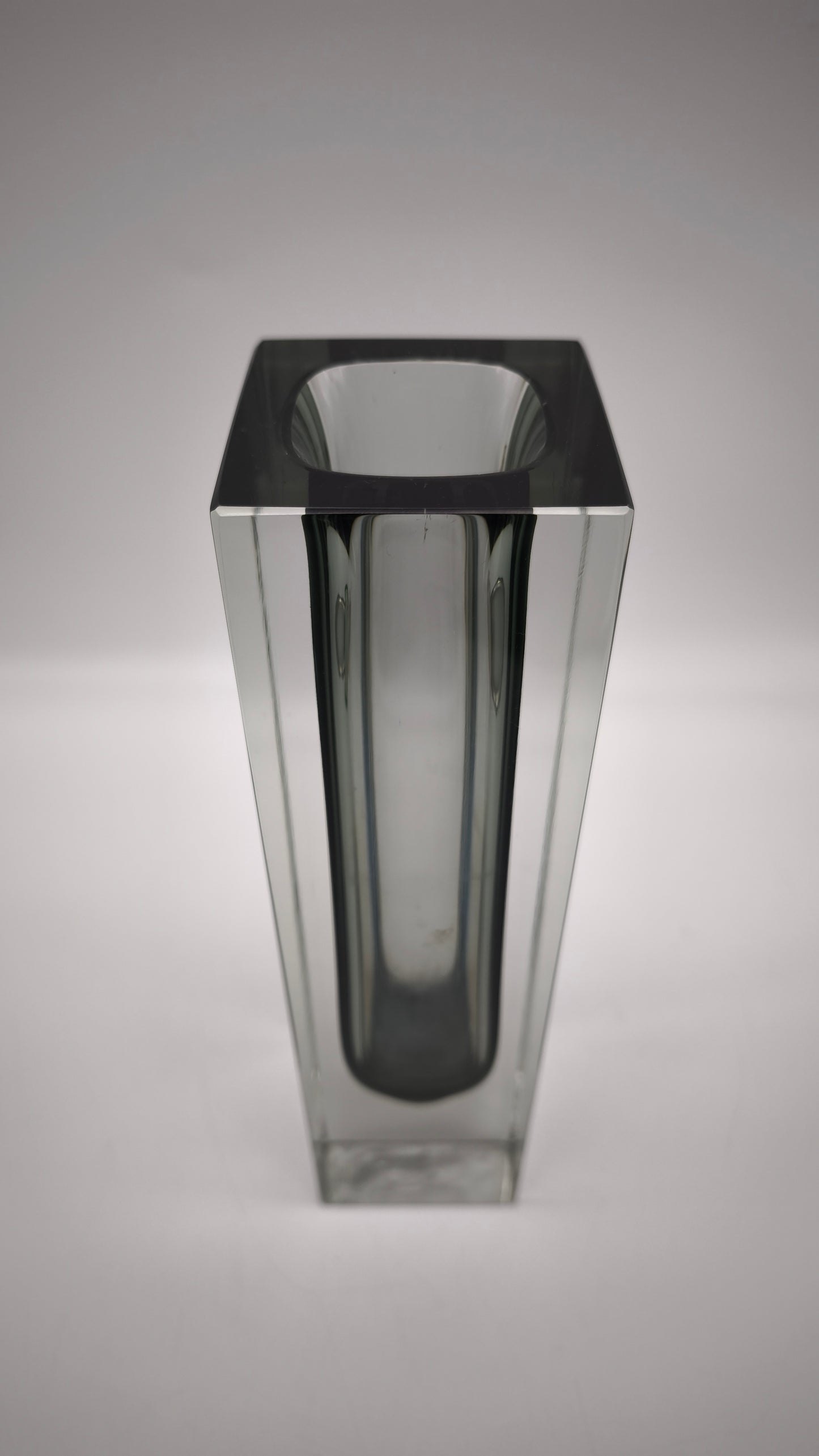 88395 Vaso in vetro sommerso