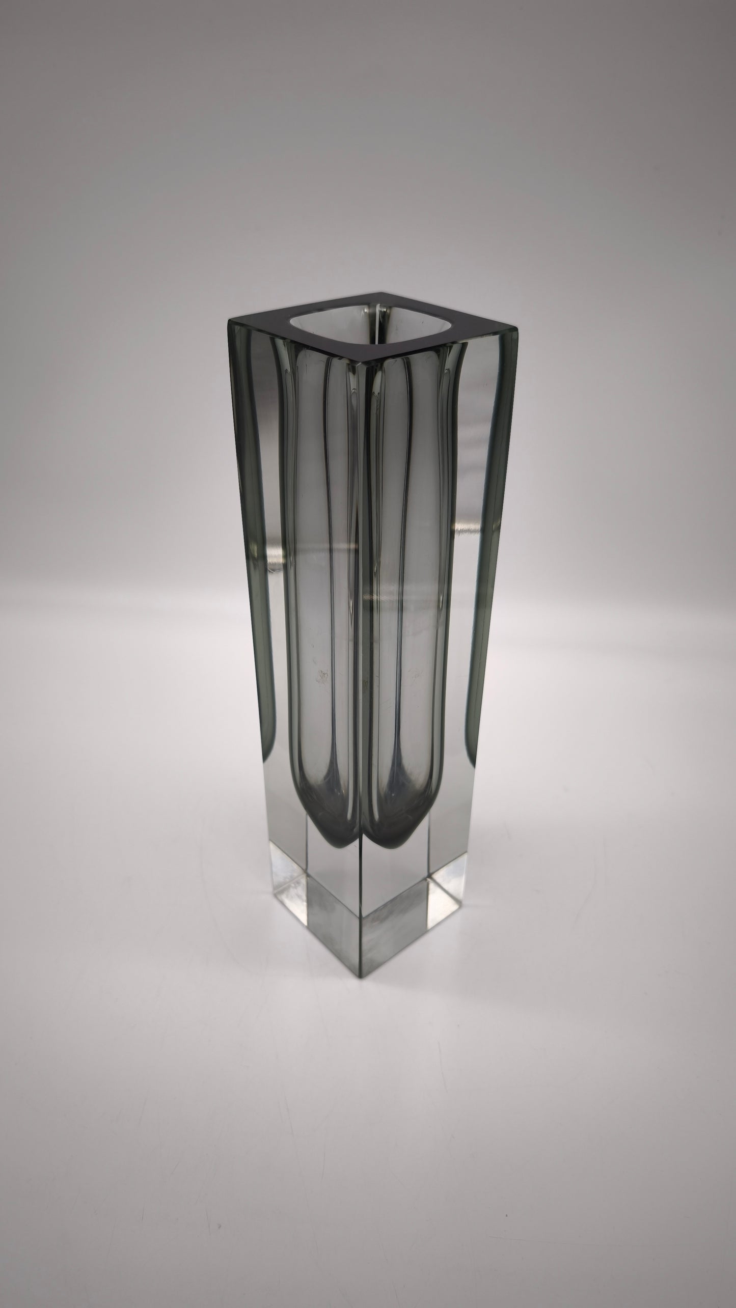 88395 Vaso in vetro sommerso