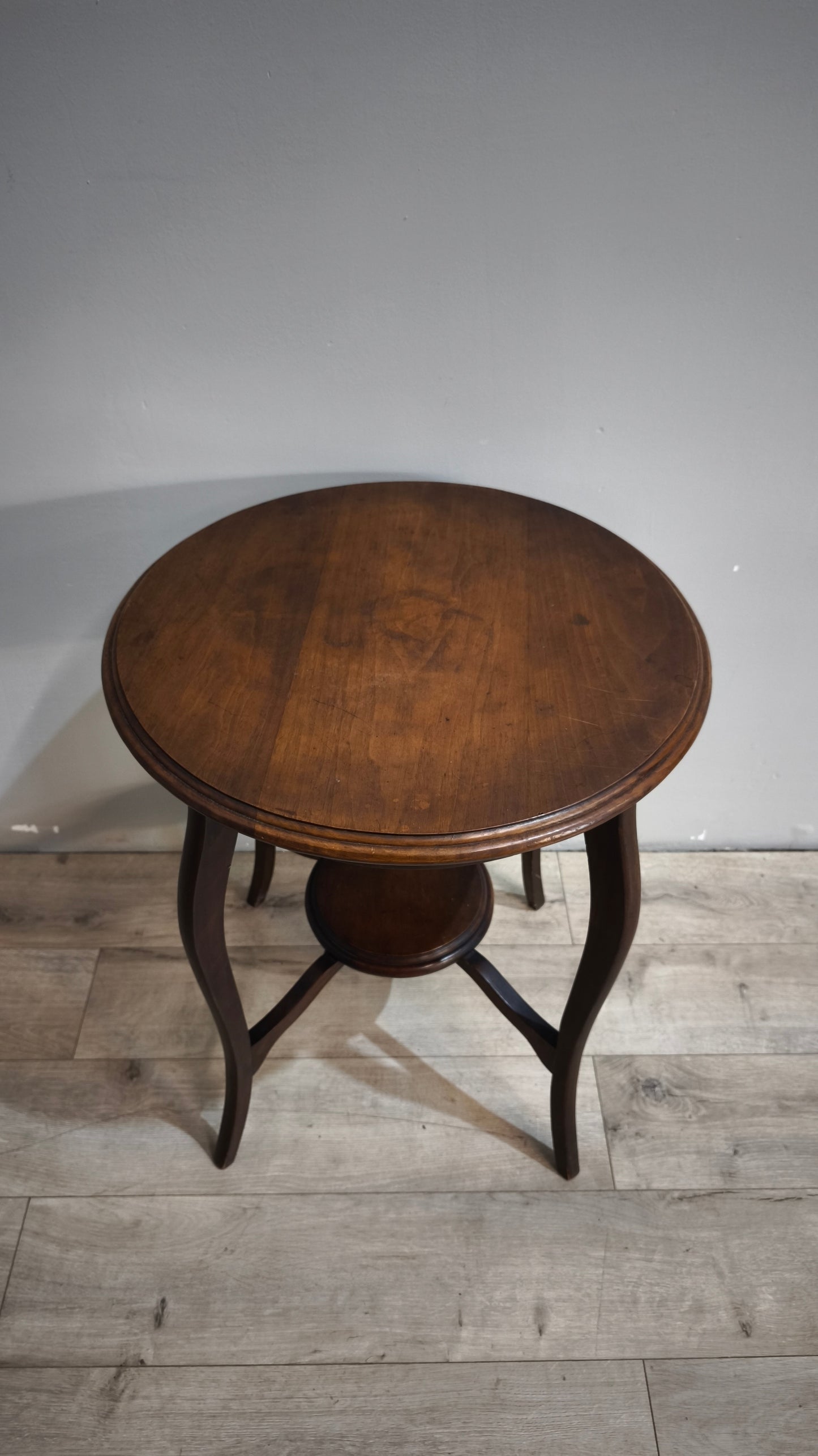 88680 Tavolino rotondo in legno