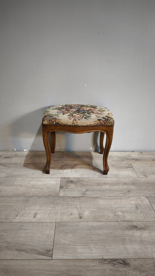 88679 Panchetto in legno con tappezzeria a fiori