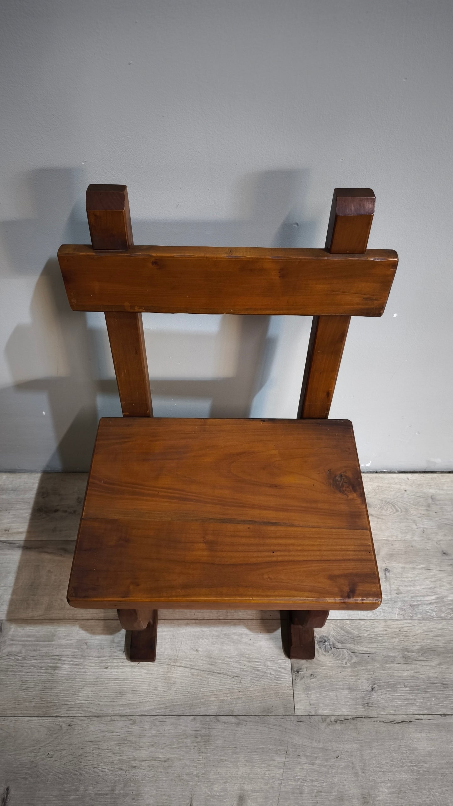 88683 Set n 8 sedie in legno massello