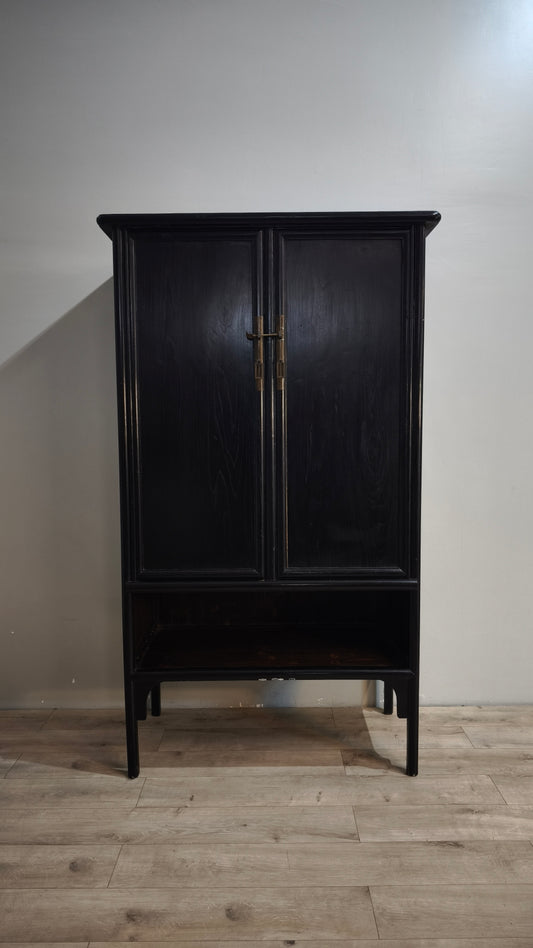 88709 Armadio in legno dipinto nero stile cinese