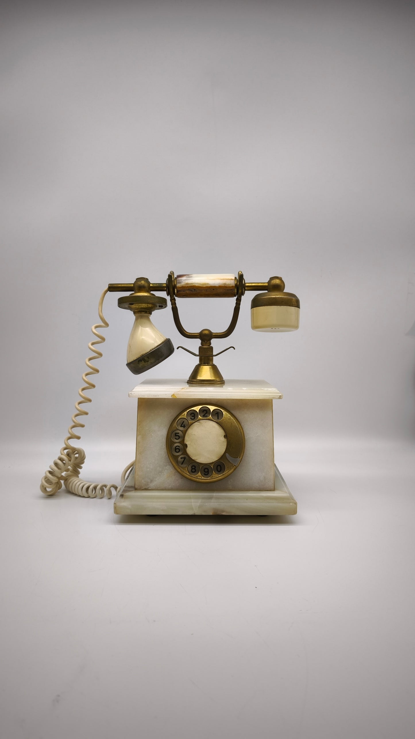 88697 Telefono in onice e alabastro