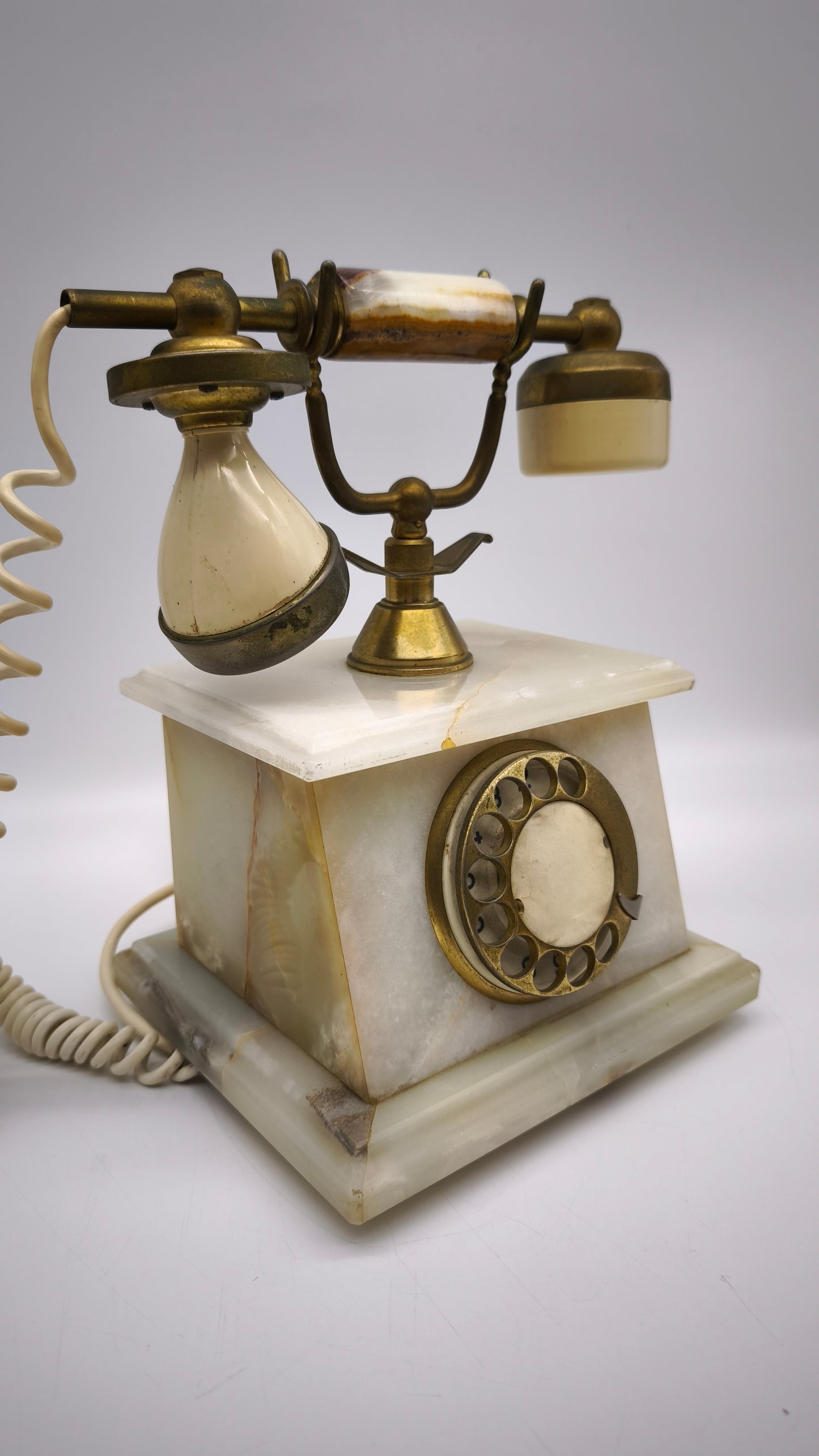88697 Telefono in onice e alabastro