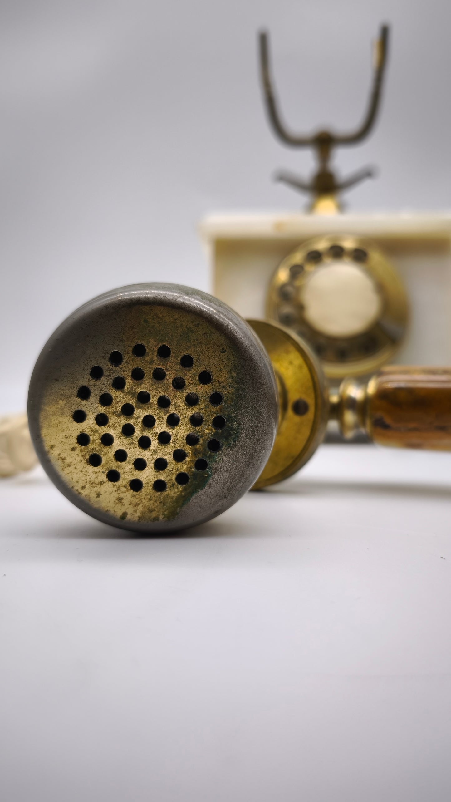 88697 Telefono in onice e alabastro