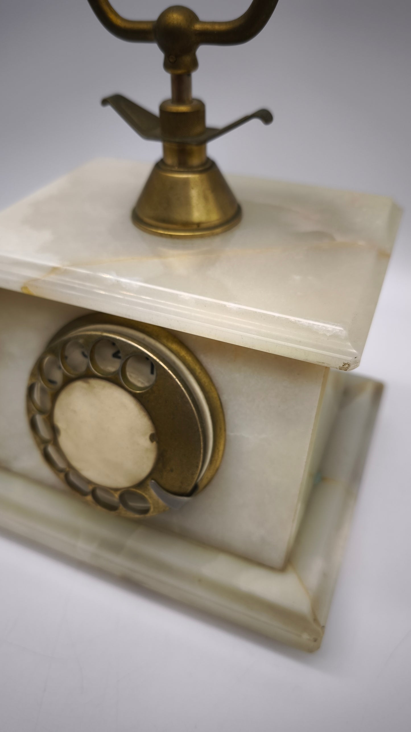 88697 Telefono in onice e alabastro