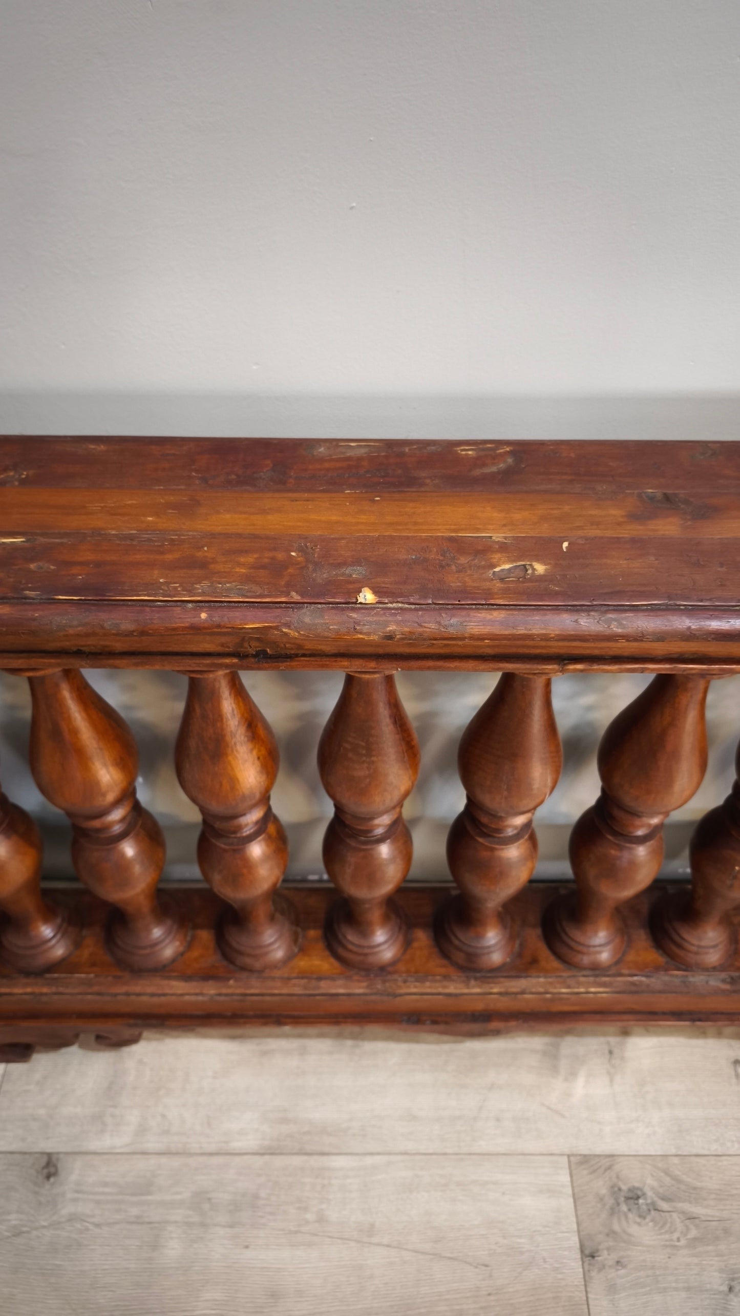 88832 Balaustra in legno massello